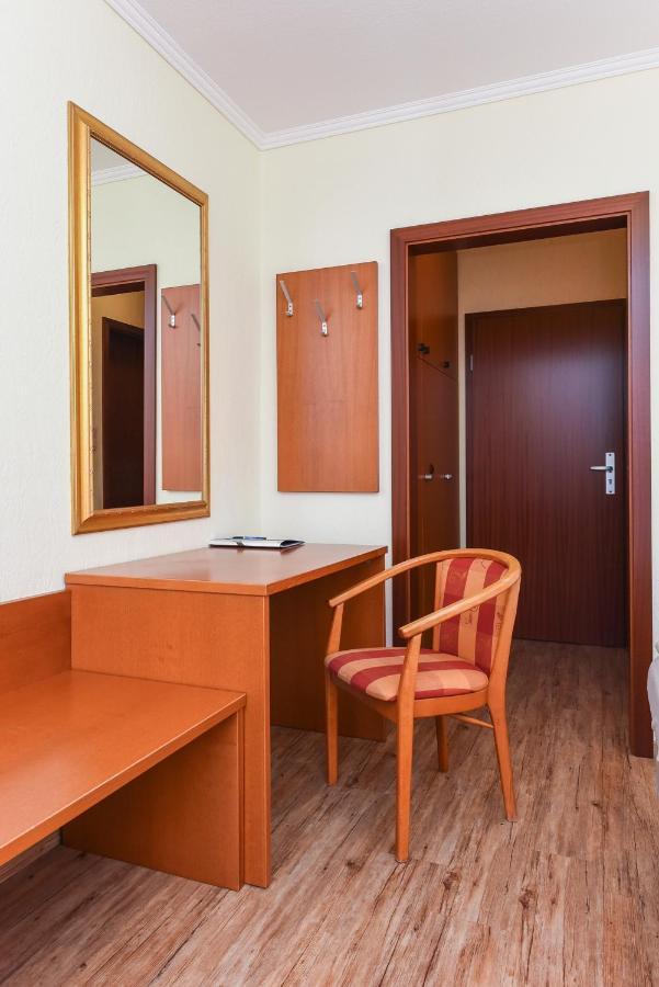 Hotel Garni Benser Watt 벤세르시엘 외부 사진